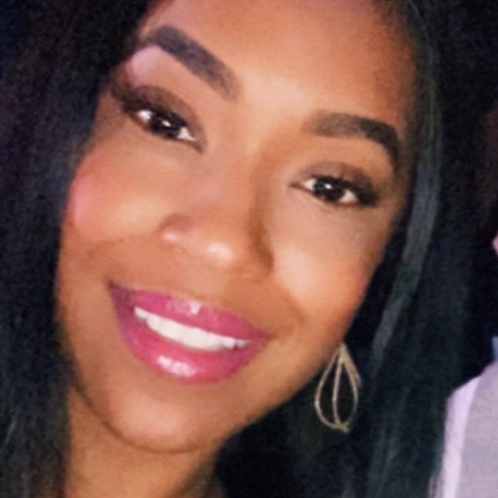 Meet your Posher, Taja